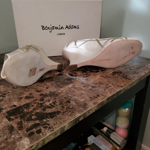 Benjamin Adam's Veronica Silk Ivory Shoes - Picture 10 of 12